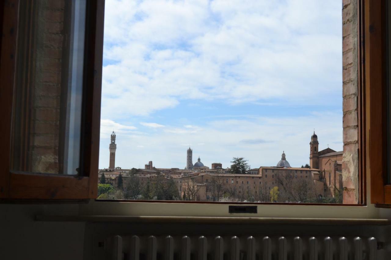 Affaccio Su Siena,Vicino Al Centro, Con Garage公寓 外观 照片
